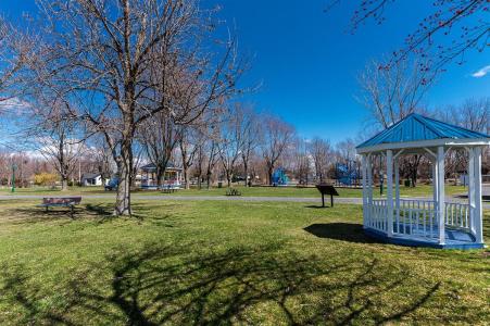454 15e Avenue E., Venise-en-Québec, Quebec J0J 2K0, Kanada