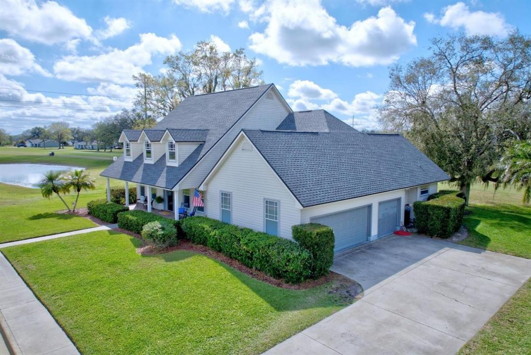 3045 OAKS BEND, Bowling Green, Florida 33834, USA