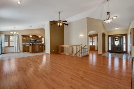 853 Aspen Valley Dr, Onalaska, Wisconsin 54650, USA