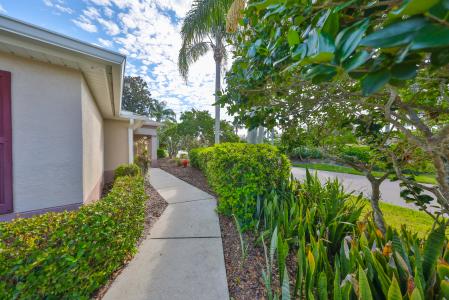 1171 Corinth Greens Dr, Sun City Center, Florida 33573