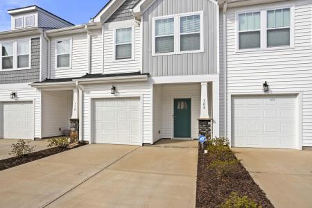 108 Marston Lane, Greenville, דרום קרוליינה 29617, ארצות הברית של אמריקה