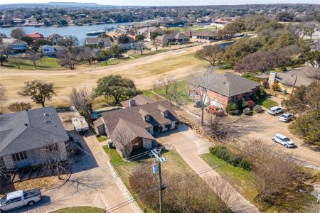 4025 Fairway Drive, De Cordova, Texas 76049, USA