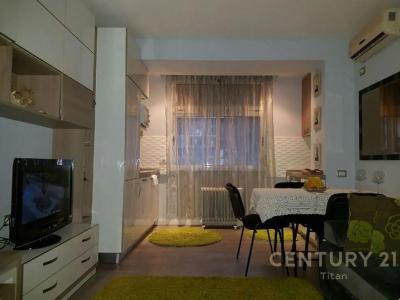 Myslym Shyri, Tirana, 알바니아