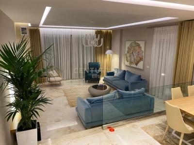 Gjiri I Lalzit, Albania