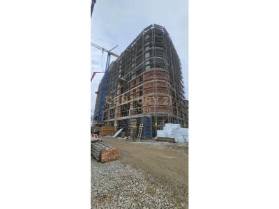 Ali Demi, Tirana, Albania