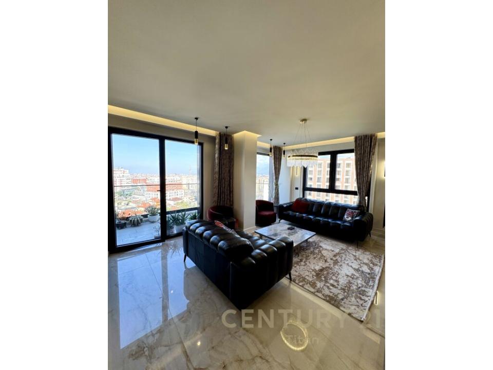 Ish Fusha e Aviacionit, Tirana, 阿尔巴尼亚