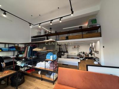 Oxhaku, Tirana, Albania