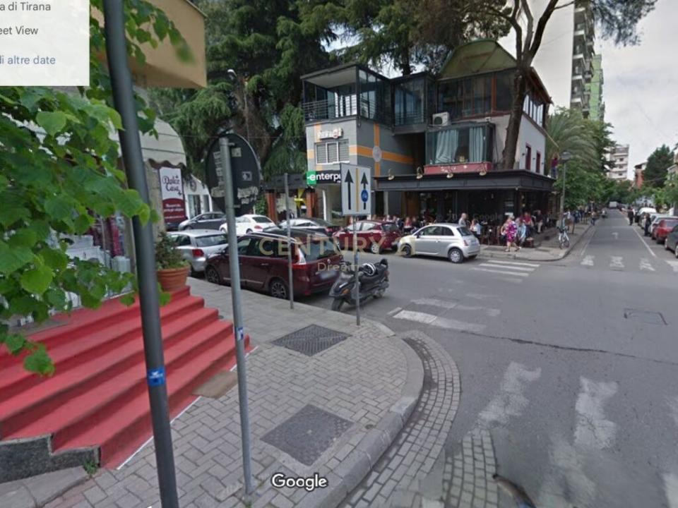 Ish Blloku, Tirana, ألبانيا