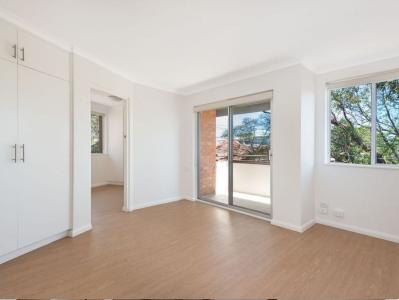 11/2 Beaconsfield Parade, Lindfield, NSW 2070, Australia