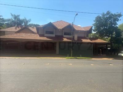 Coronel Espiritu Aranda esquina Congreso de Colombia del 70 , Trinidad, Asunción 00001, Paraguay