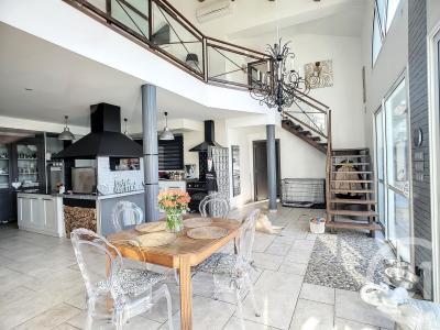 Reze, Pays de la Loire 44400, France