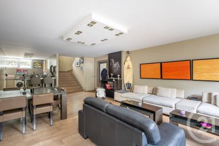 Suresnes, Île-de-France 92150, 法國