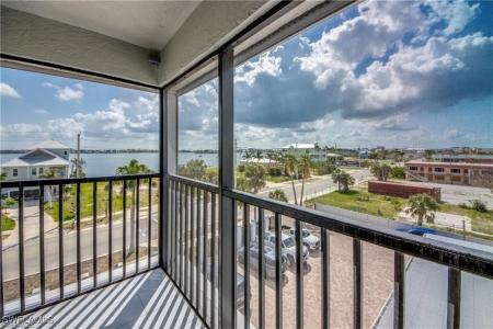 Fort Myers Beach, Florida 33931