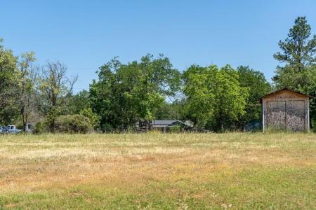 345 Harris Road, Grants Pass, Oregon 97526