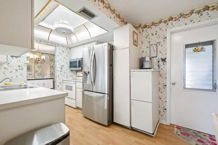 12200 Vonn Rd # 6D, Largo, Florida 33774