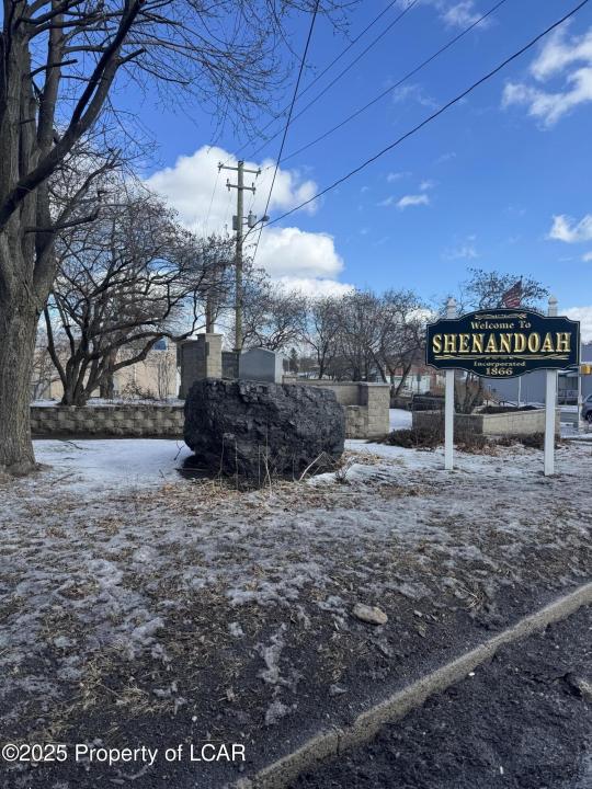 105 N MAIN Street, Shenandoah, Pennsylvania 17976, Estados Unidos