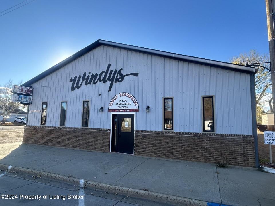 206 Main Street, Bowman, North Dakota 58623
