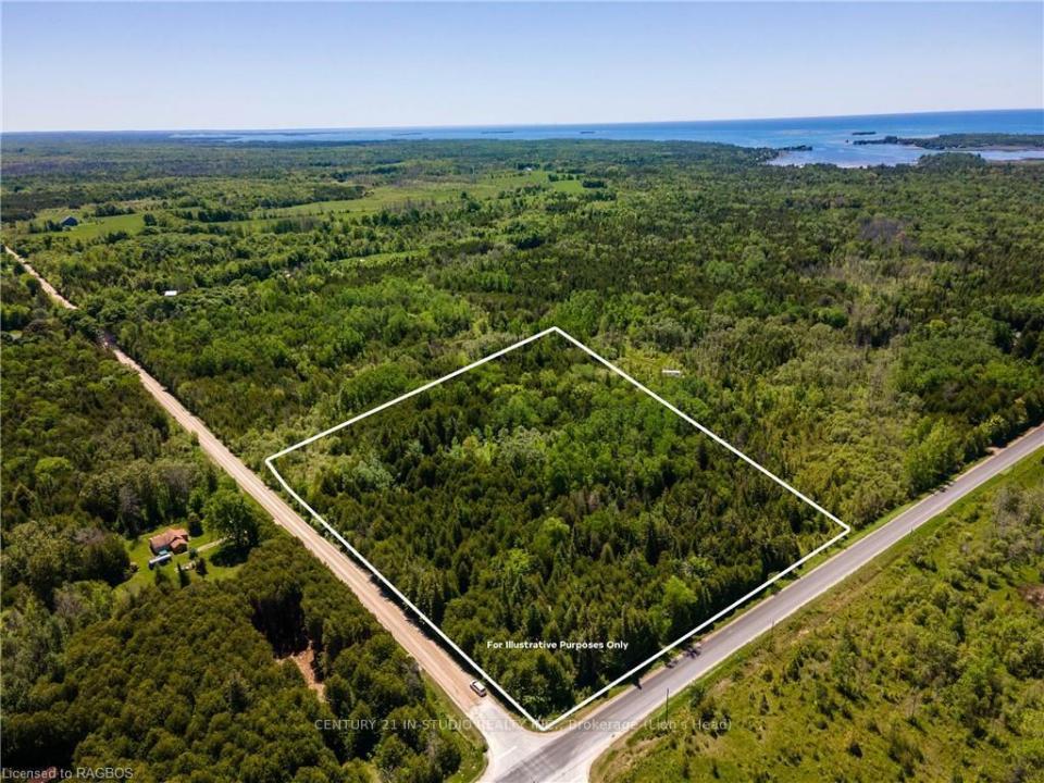 PT LT5 3 N/A, Northern Bruce Peninsula, Ontario N0H 1W0, Canada