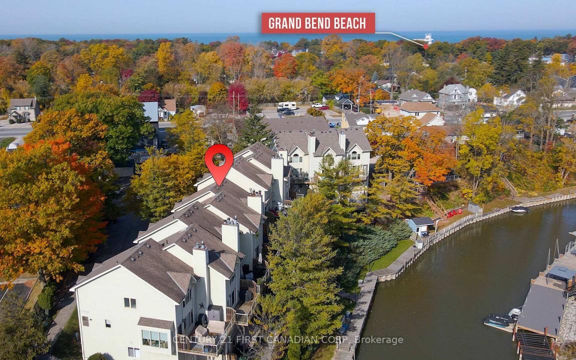 40 ONTARIO STREET S, Lambton Shores, Онтарио N0M 1T0, Канада