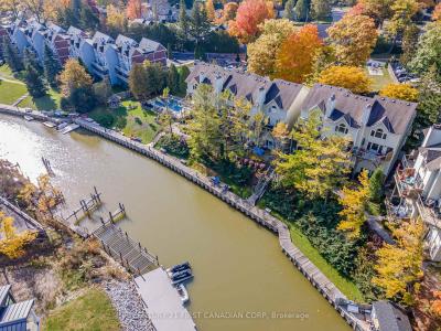 40 ONTARIO STREET S, Lambton Shores, Онтарио N0M 1T0, Канада