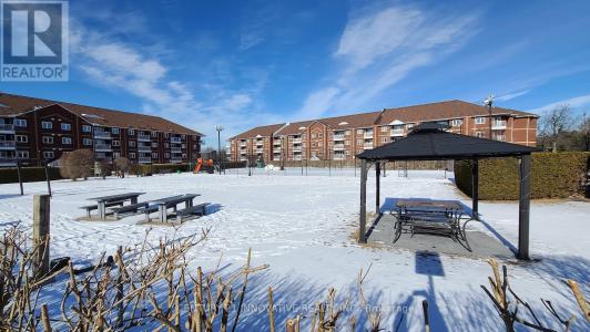 193 LAKE DRIVE WAY WEST, Ajax (south West), Ontario L1S 7H8, Canada