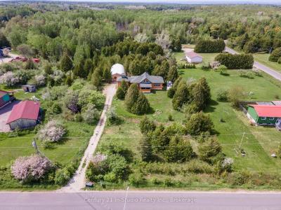 25 MAPLE GOLF CRESCENT, Northern Bruce Peninsula, אונטריו N0H 2R0, קנדה 