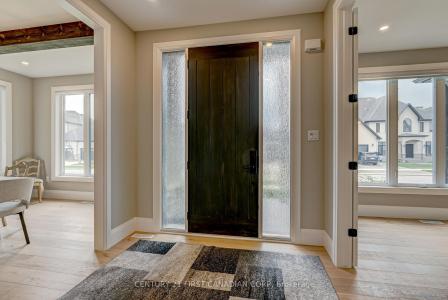 7442 SILVER CREEK CRESCENT, London South, Ontario N6P 0G6, CANADÁ