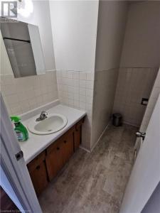 81 BRYBECK CRESCENT, Kitchener, Ontario N2M 2C5, Canada