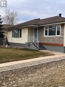 112 7TH AVENUE W, Melville, Saskatchewan S0A 2P0, Canada