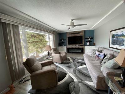 112 7TH AVENUE W, Melville, Saskatchewan S0A 2P0, Canada