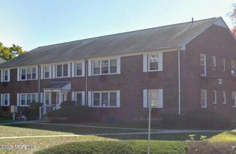 58 Stonehurst Boulevard #D, Hypothek, New Jersey 07728, USA