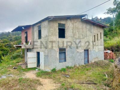 La Laguna Carayaca Faltriquera, El Junko, La Guaira 00001, ベネズエラ