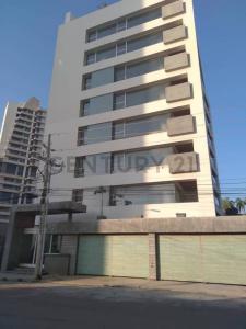 Av. 2A con Calle 72 Torre Andromeda. Piso 1. Apartamento 1B, Maracaibo, Zulia 00001, Venezuela