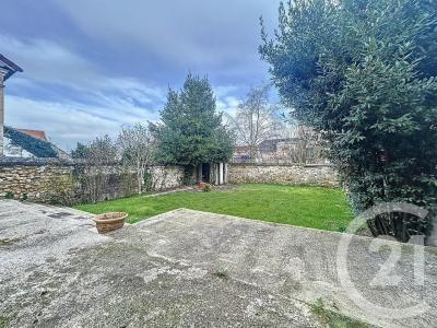Melun, Île-de-France 77000, France
