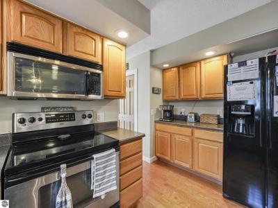 9821 Elk Lake Trail, Williamsburg, ミシガン 49690, アメリカ合衆国