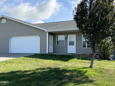 103 Hazel Miner Avenue, Center, North Dakota 58530