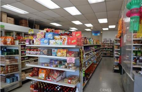 14602 Pipeline Avenue, Chino Hills, California 91710, USA