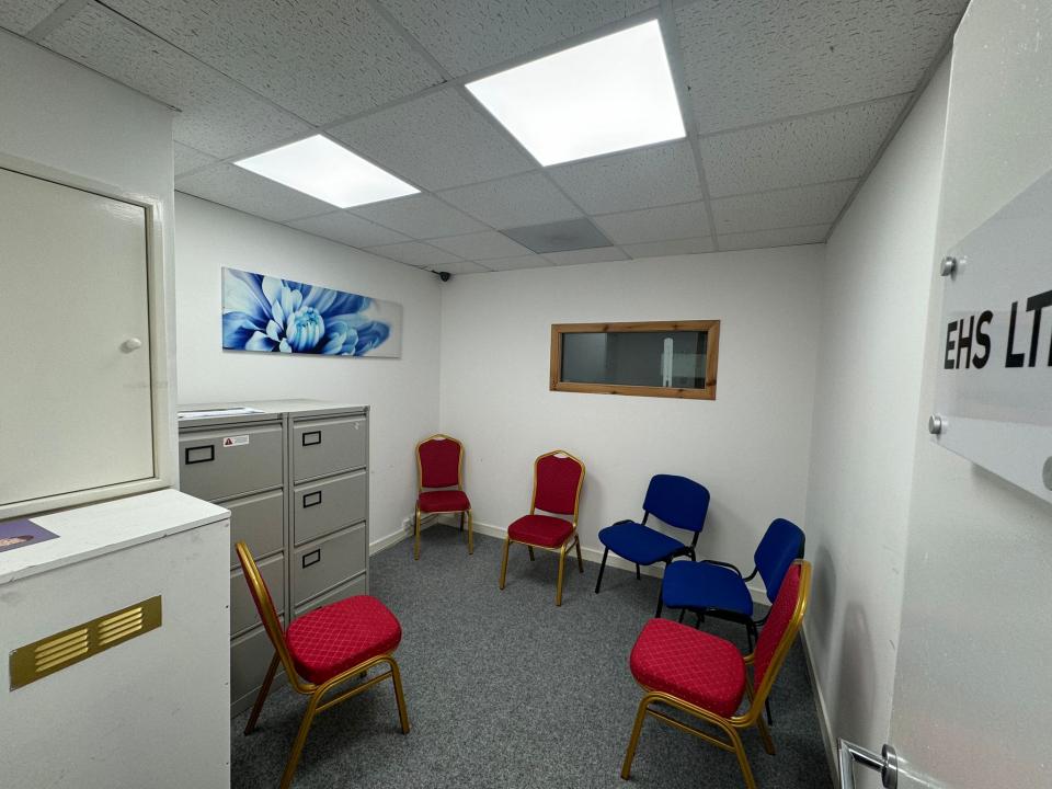 5, New Home, Великобритания