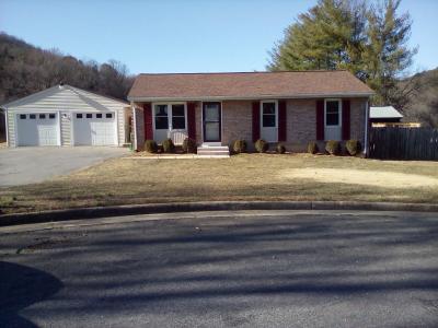 39 Chatham Circle, Roanoke, Virginia 24019, USA