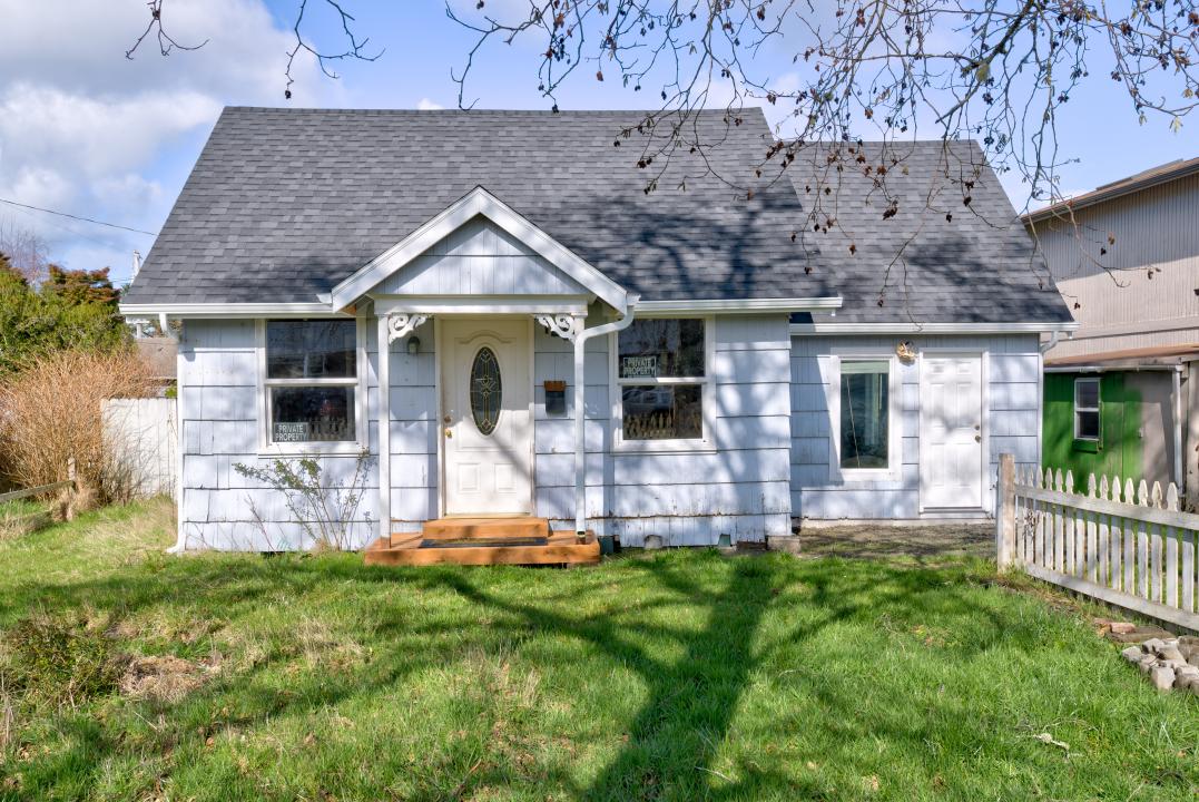 1205 47th Place , Seaview, Washington 98644, États-Unis
