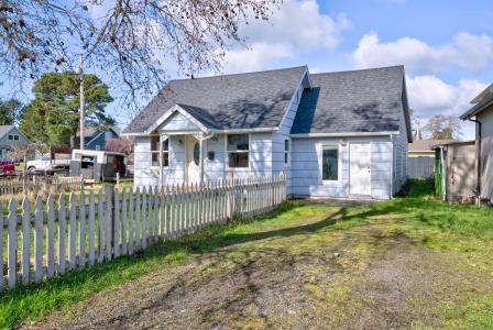 1205 47th Place , Seaview, Washington 98644, États-Unis