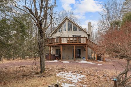 466 Towamensing Trail, Albrightsville, Pennsylvania 18210, USA