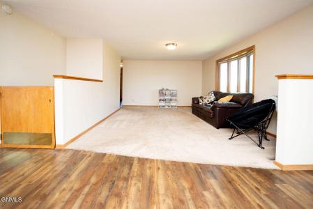 710 10th Avenue, Jamestown, ND 58401, USA
