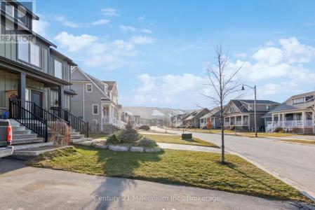 359 YELLOW BIRCH CRESCENT, Blue Mountains, Ontario L9Y 0Y5, Canada