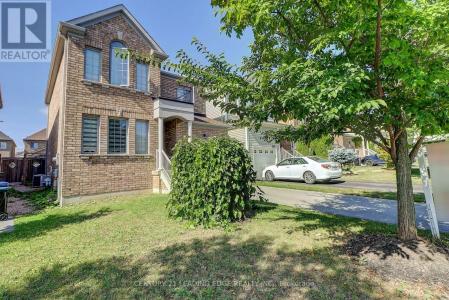 155 WEBB STREET, Bradford West Gwillimbury (bradford), Ontario L3Z 0B9, Canada