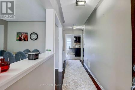 155 WEBB STREET, Bradford West Gwillimbury (bradford), Ontario L3Z 0B9, Canada