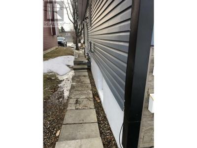9705 103 AVENUE, Fort St. John, ブリティッシュコロンビア V1J 2G9, カナダ