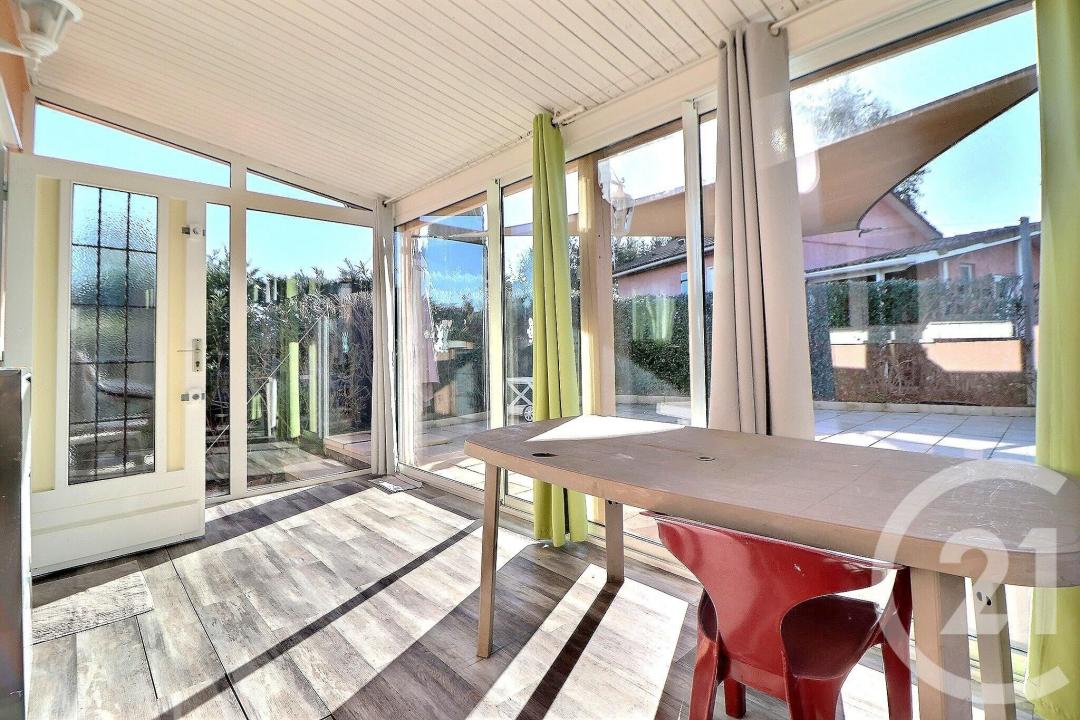 Roquebrune Sur Argens, Provence-Alpes-Côte D'Azur 83520, צרפת