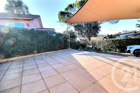 Roquebrune Sur Argens, Provence-Alpes-Côte D'Azur 83520, צרפת