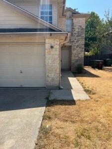 1021 Christopher Ave B, Round Rock, Texas 78681
